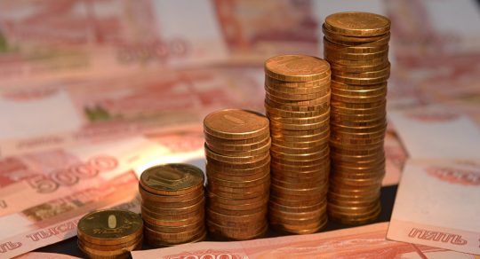 Ruský ministr financí navrhuje návrat k myšlence limitovaných hotovostních transakcí