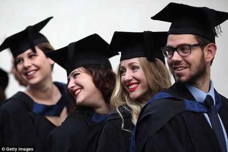 Vysokoškolští učitelé ve Velké Británii se musí účastnit seminářů, aby „pochopili výsady bělošství“